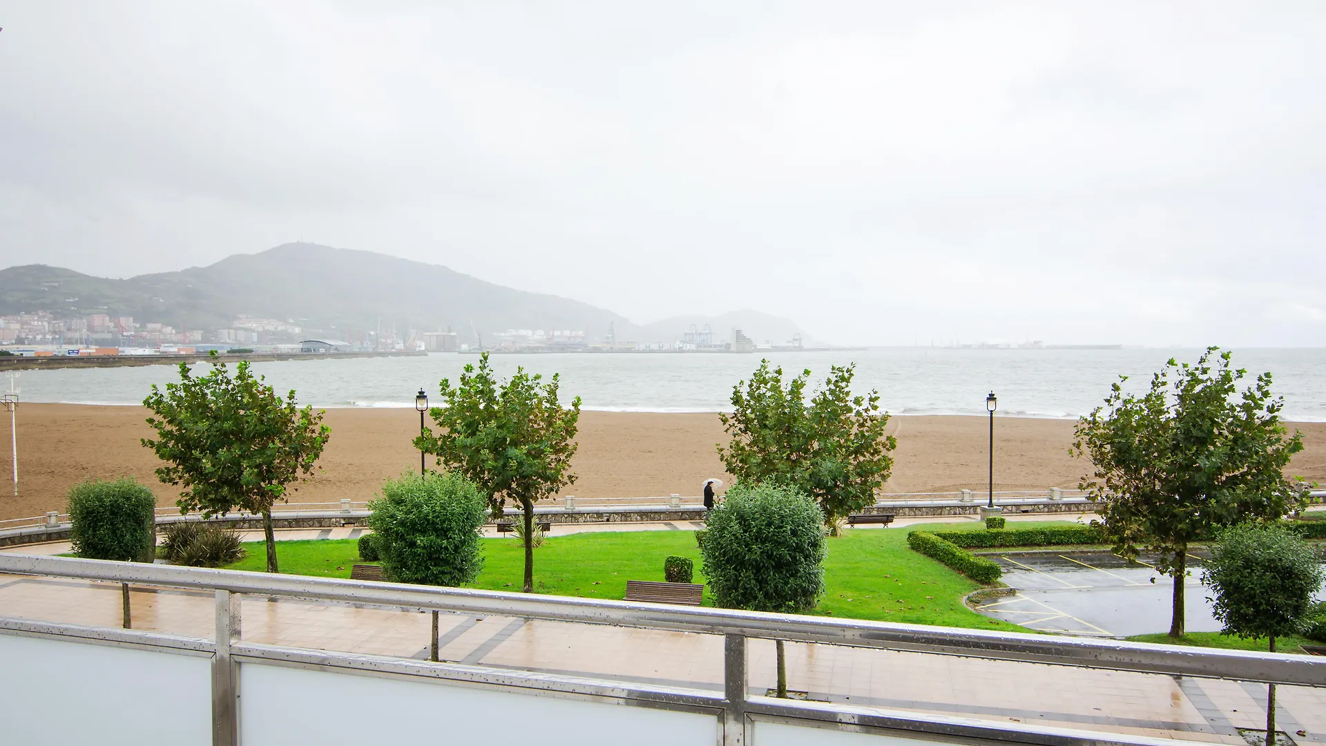 Hotel Petit Palace Tamarises Getxo