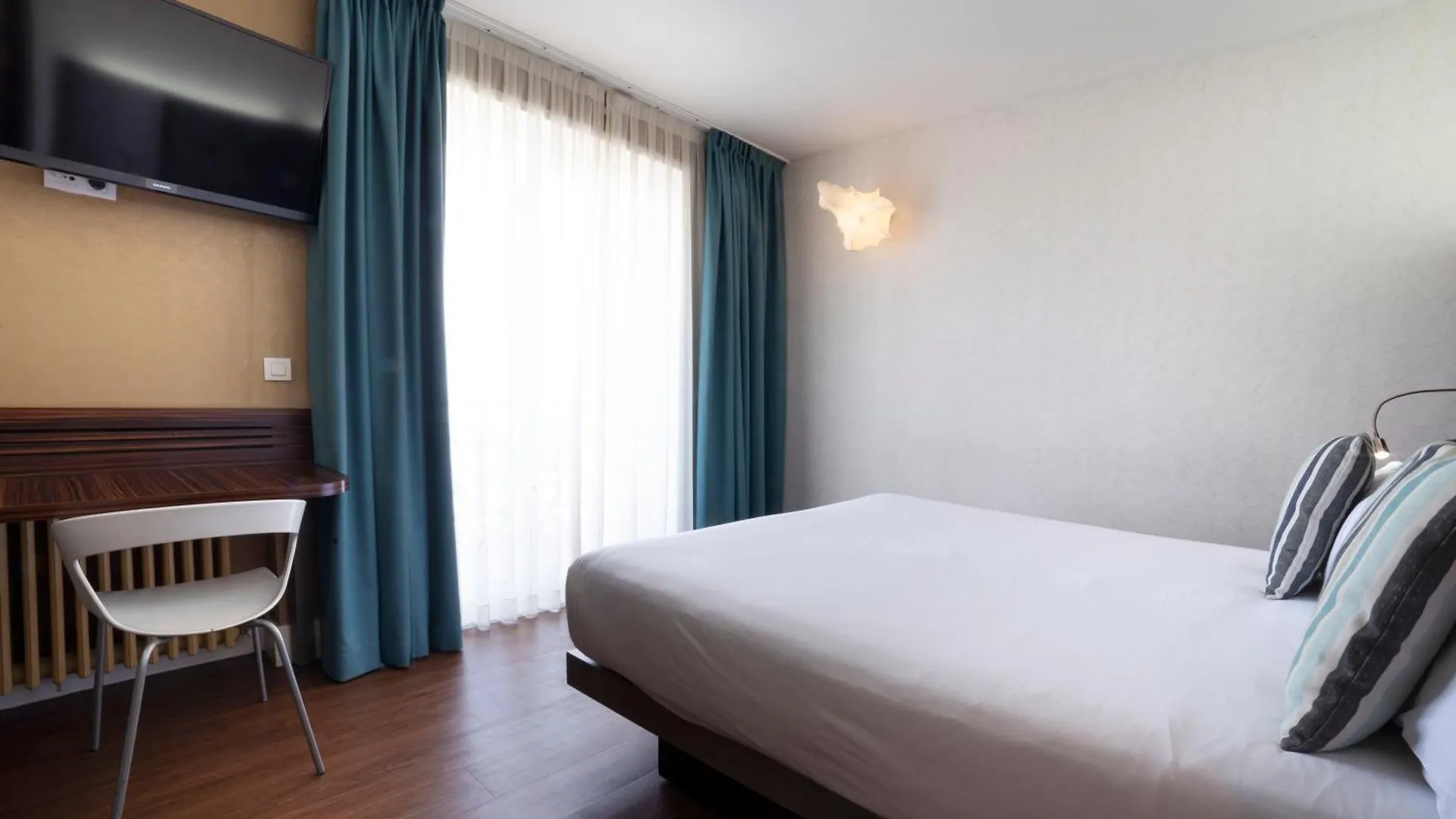 Petit Palace Tamarises Getxo 3*,  Spain