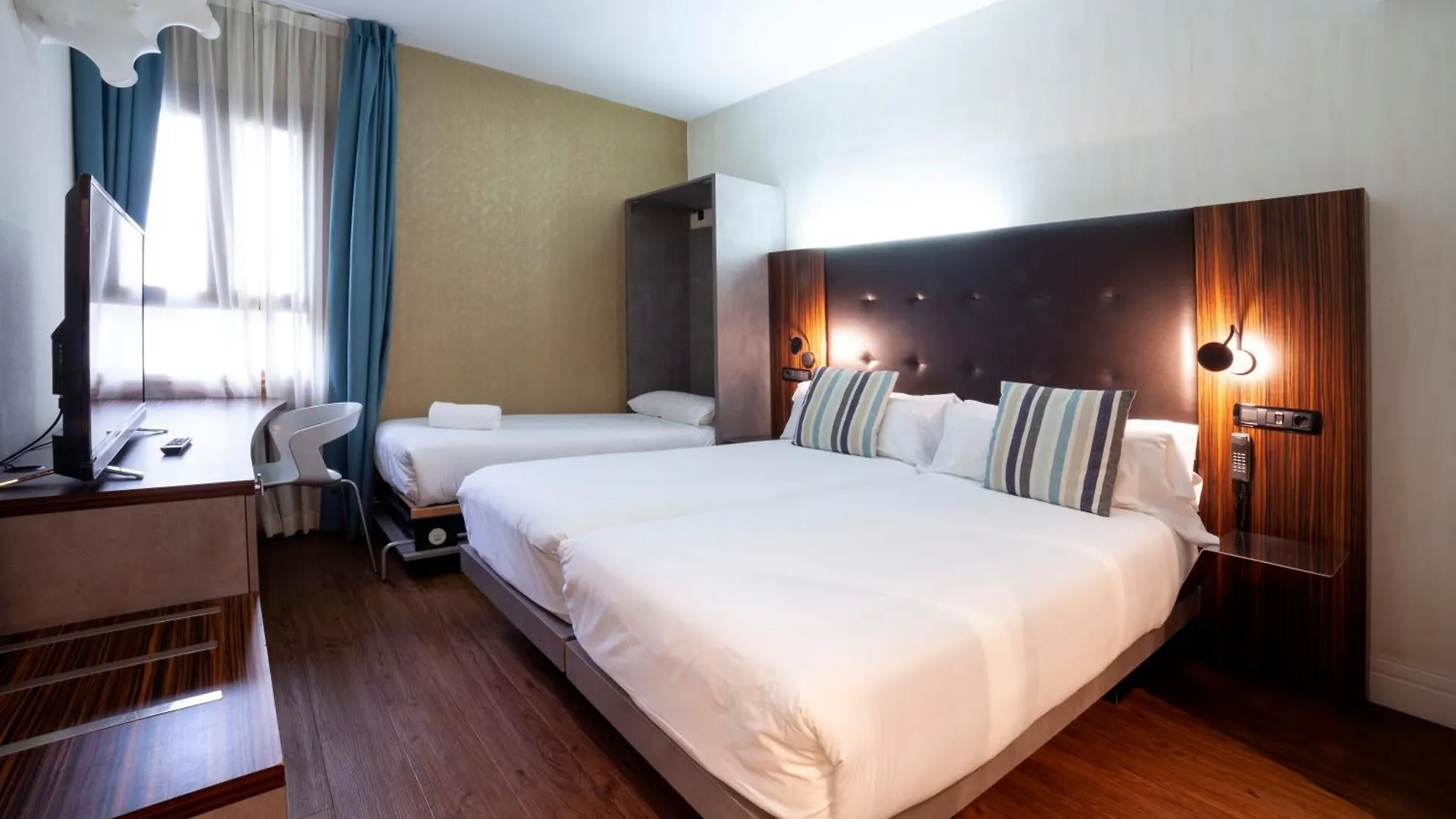 Petit Palace Tamarises Getxo