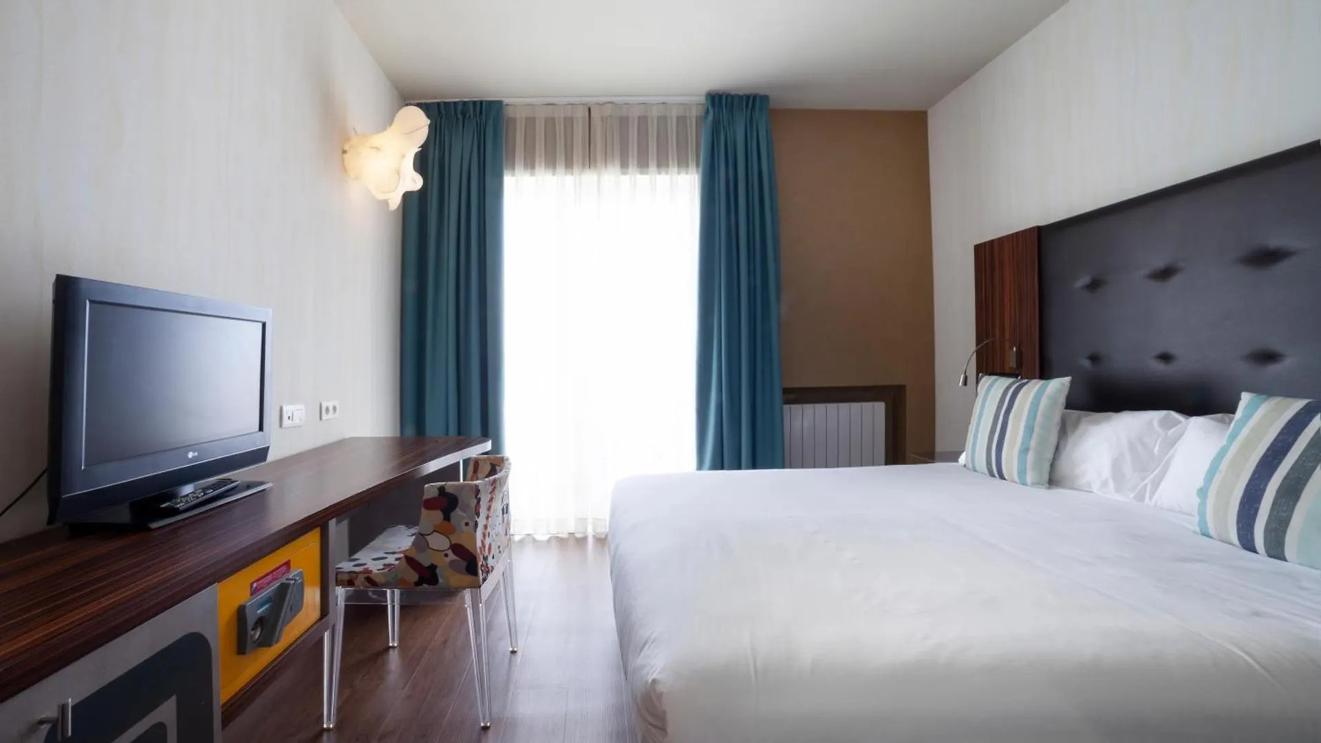 Petit Palace Tamarises Getxo